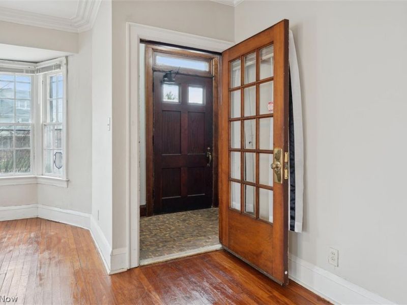 13108 Cedar Road, Cleveland Heights, OH 44118 Photo 6