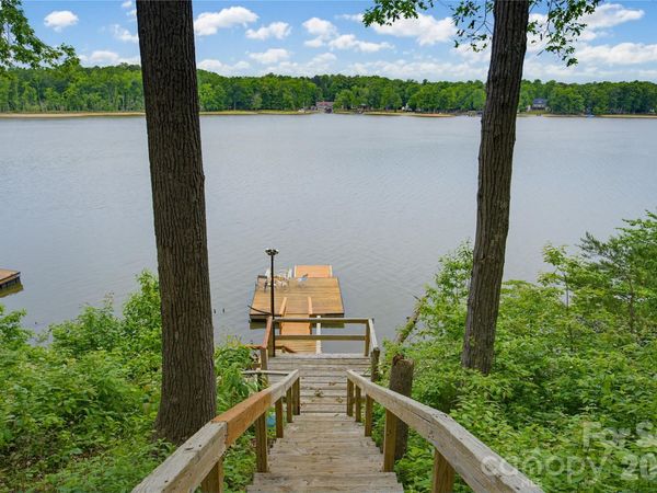 398 Lake Landing Drive , Salisbury, NC 28146