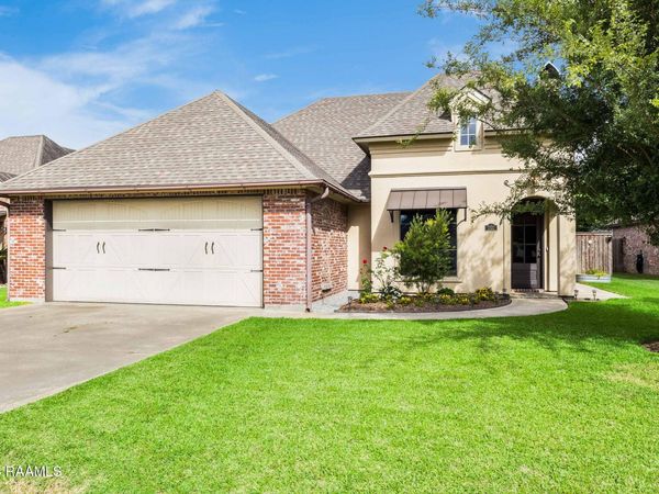 202 Rivergrass Drive, Lafayette, LA 70508