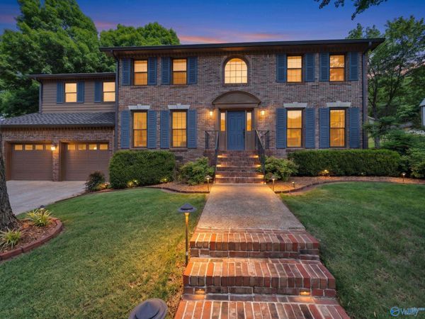 2717 Cynthia Lane SE, Huntsville, AL 35803