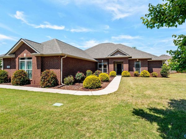 24 Winter King Drive SW, Huntsville, AL 35824