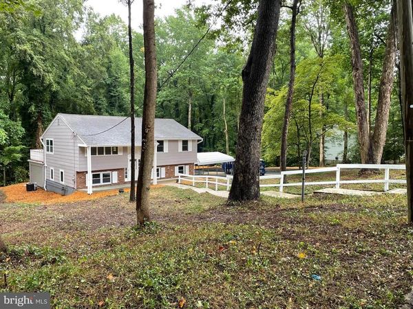 13 GLEN DRIVE , VOORHEES, NJ 08043