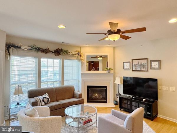 200 EVODIA CIRCLE , Unit 204, WARRINGTON, PA 18976