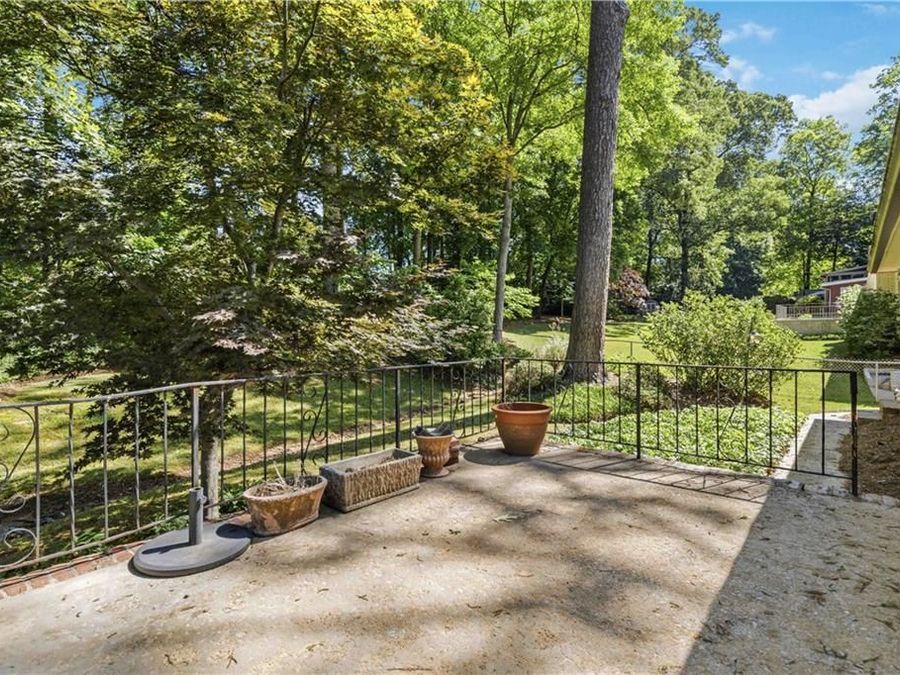 Property Image 32