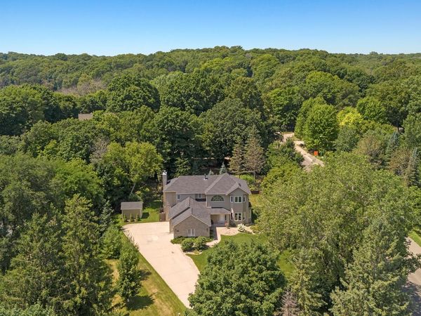 18339 Ridgewood Road, Minnetonka, MN 55345