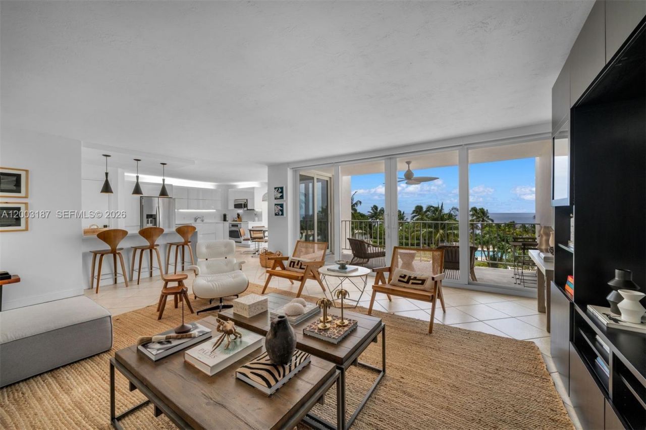 881 Ocean Dr, Unit 3E, Key Biscayne, FL 33149 Photo