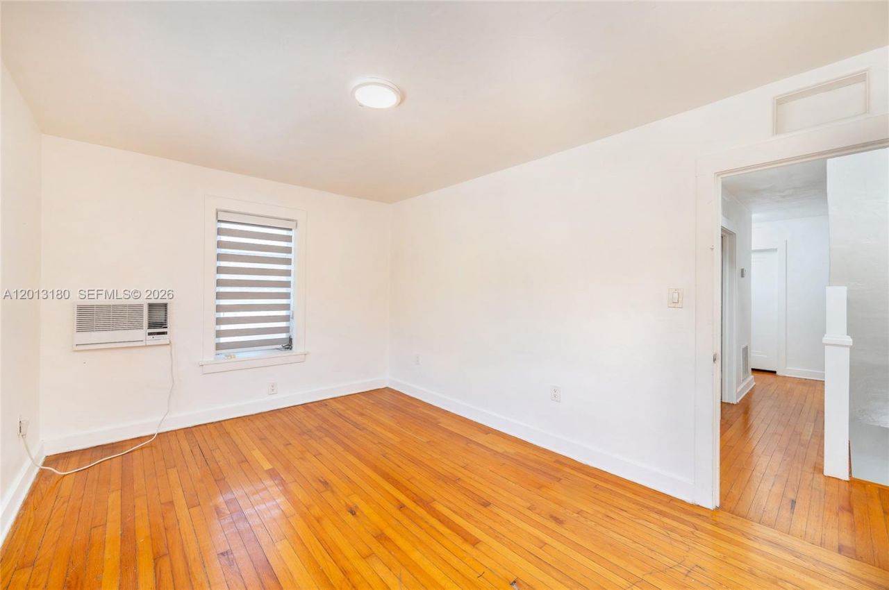2368 SW 26th St , Unit A, Miami, FL 33133 Photo