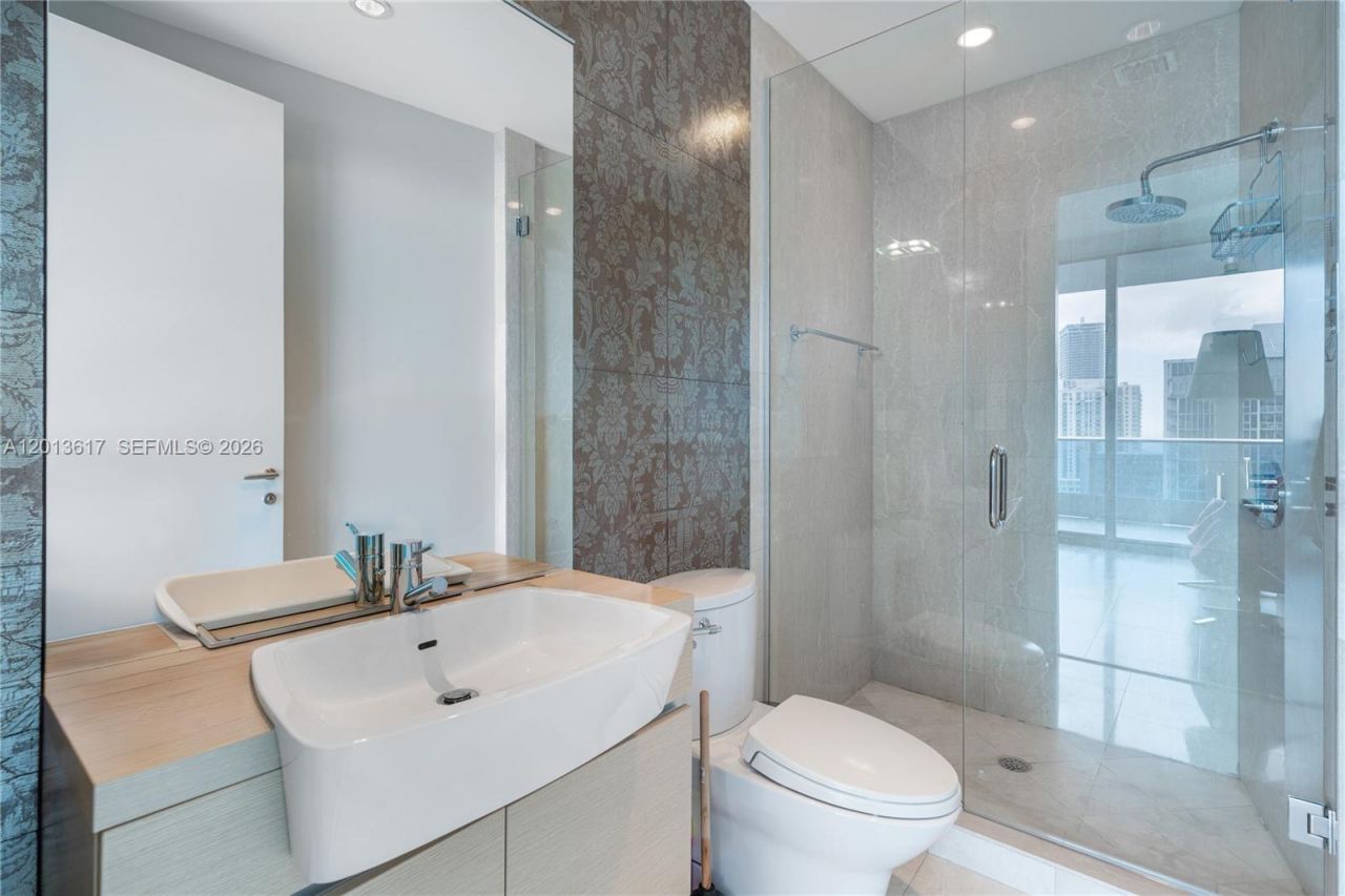 200 Biscayne Boulevard Way, Unit 4902, Miami, FL 33131 Photo