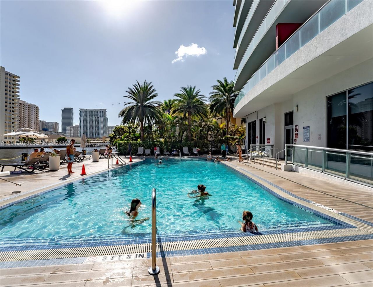 2602 E Hallandale Beach Blvd , Unit R806, Hallandale Beach, FL 33009 Photo