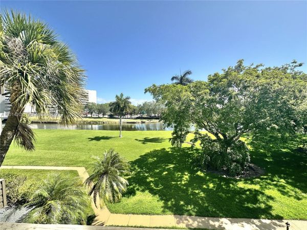 8335 SW 72nd Ave , Unit 307D, Miami, FL 33143