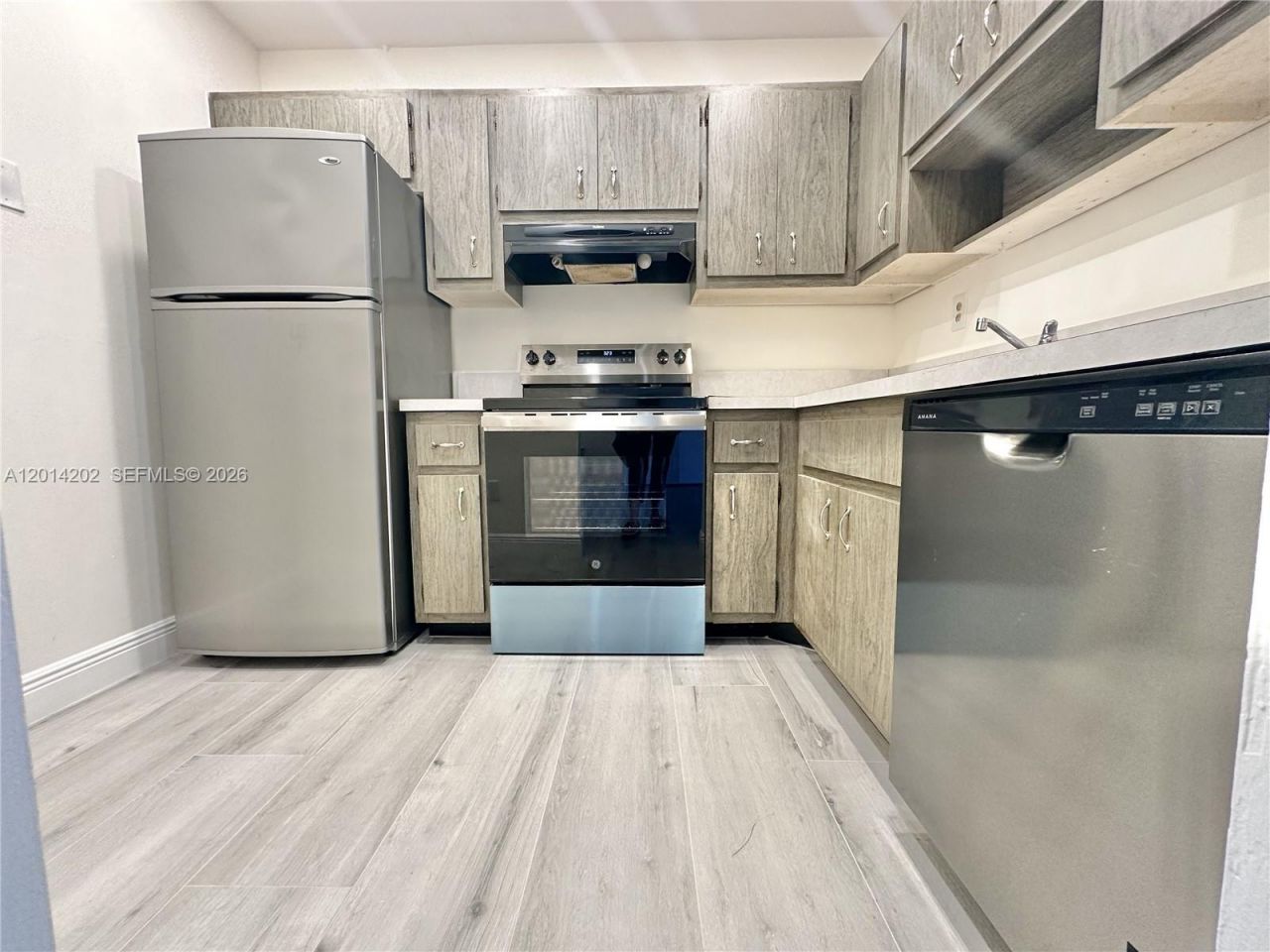 8335 SW 72nd Ave , Unit 307D, Miami, FL 33143 Photo