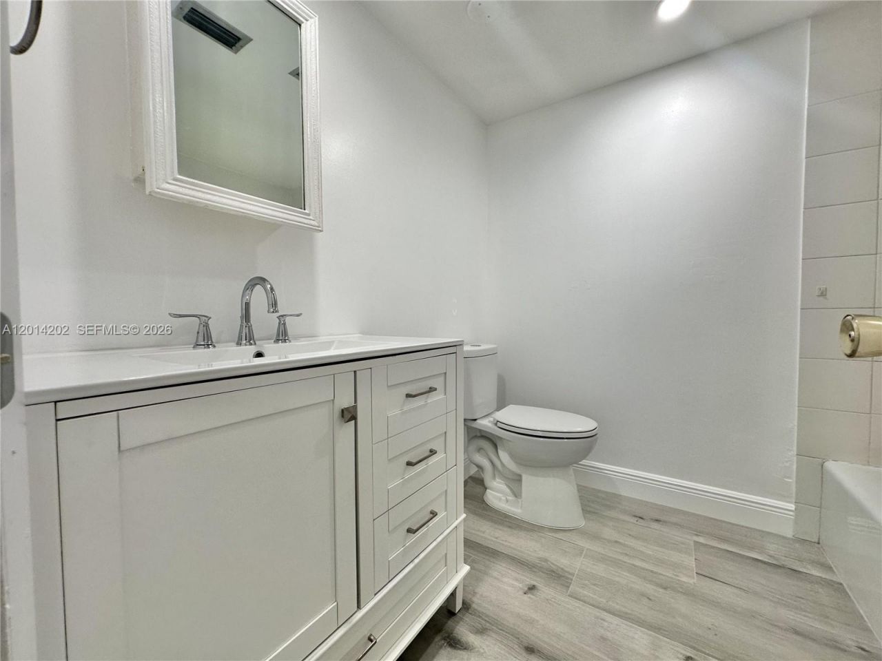 8335 SW 72nd Ave , Unit 307D, Miami, FL 33143 Photo