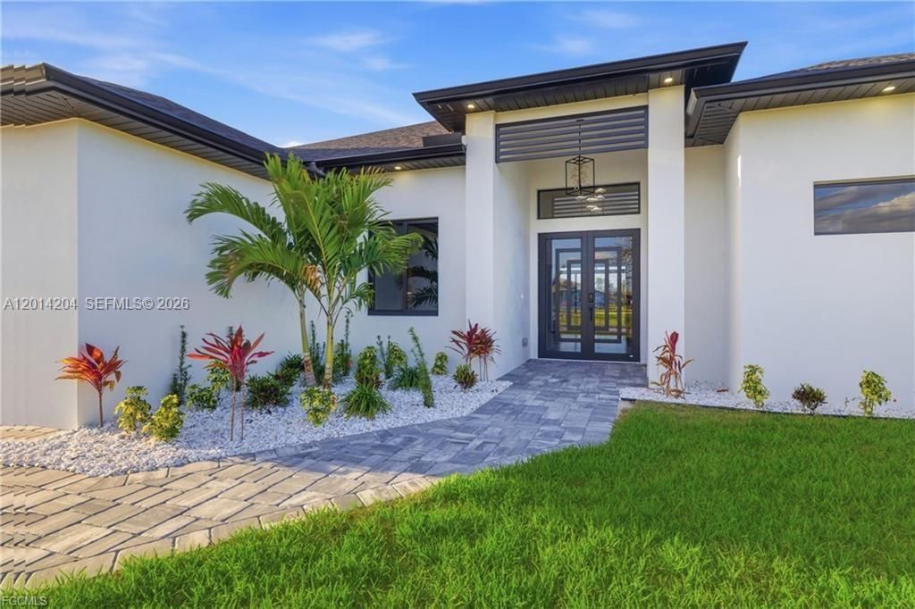 1031 SW 1st Ter , Cape Coral, FL 33991 Photo