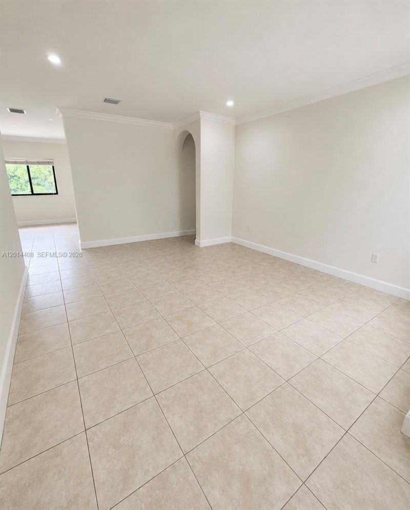 16347 NW 88th Pl, Miami Lakes, FL 33018 Photo
