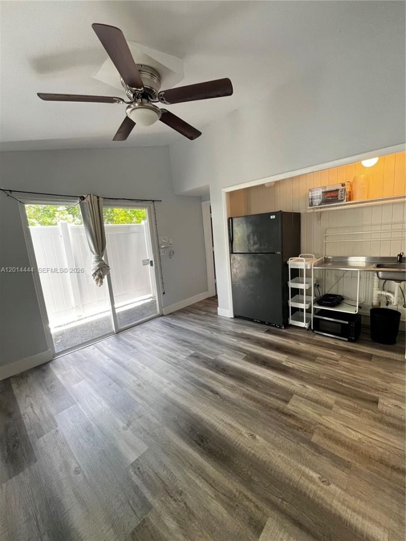 1412 NE 17th Ct, Unit 1-2, Fort Lauderdale, FL 33305 Photo