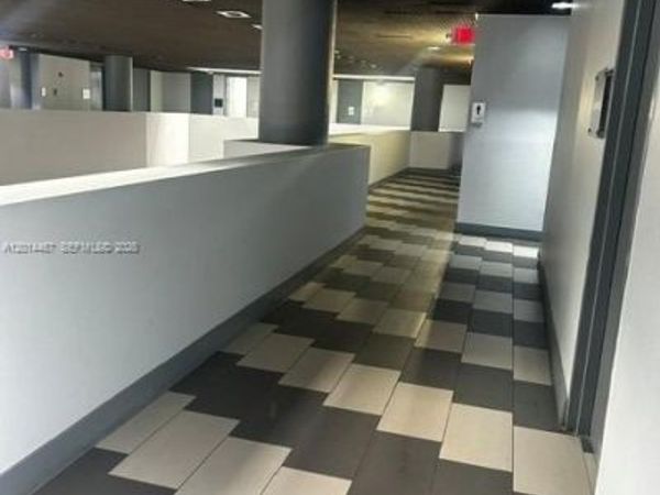 900 W 49th St , Hialeah, FL 33012