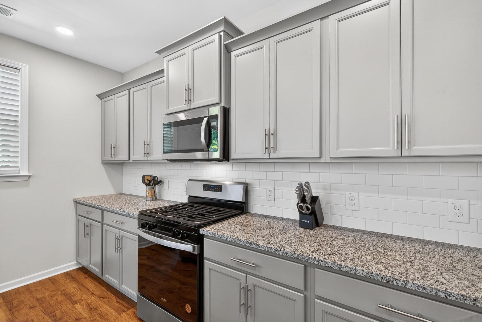3903 Datchet Road Photo 20