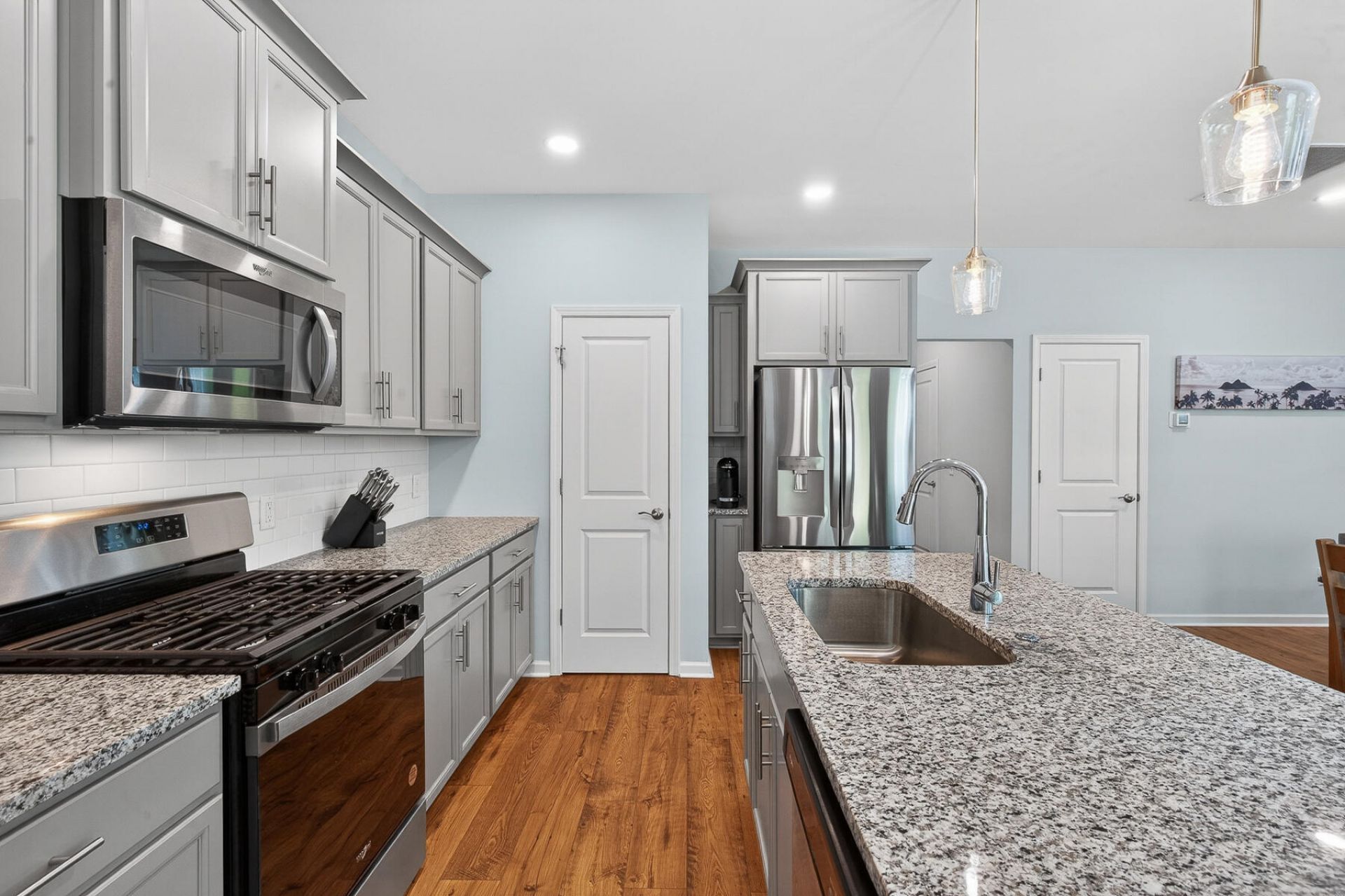 3903 Datchet Road Photo 23