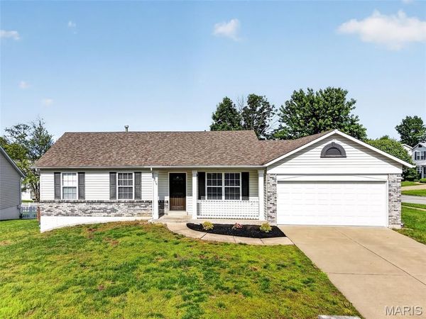 279 Cherrywood Parc Drive, O'Fallon, MO 63368