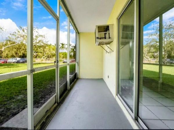 100 SW 132nd Way, Unit 109k, Pembroke Pines, FL 33027