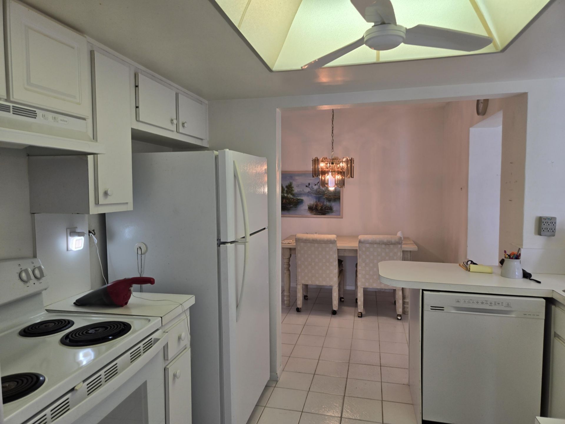 5805 NW 83rd Avenue, Tamarac, FL 33321 Photo