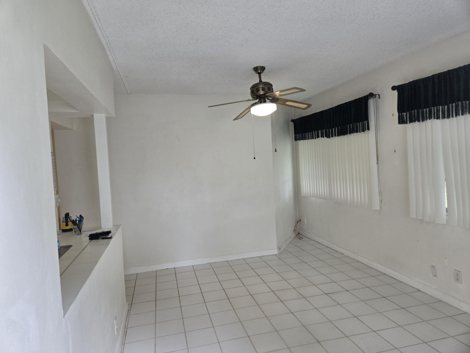 5805 NW 83rd Avenue, Tamarac, FL 33321 Photo