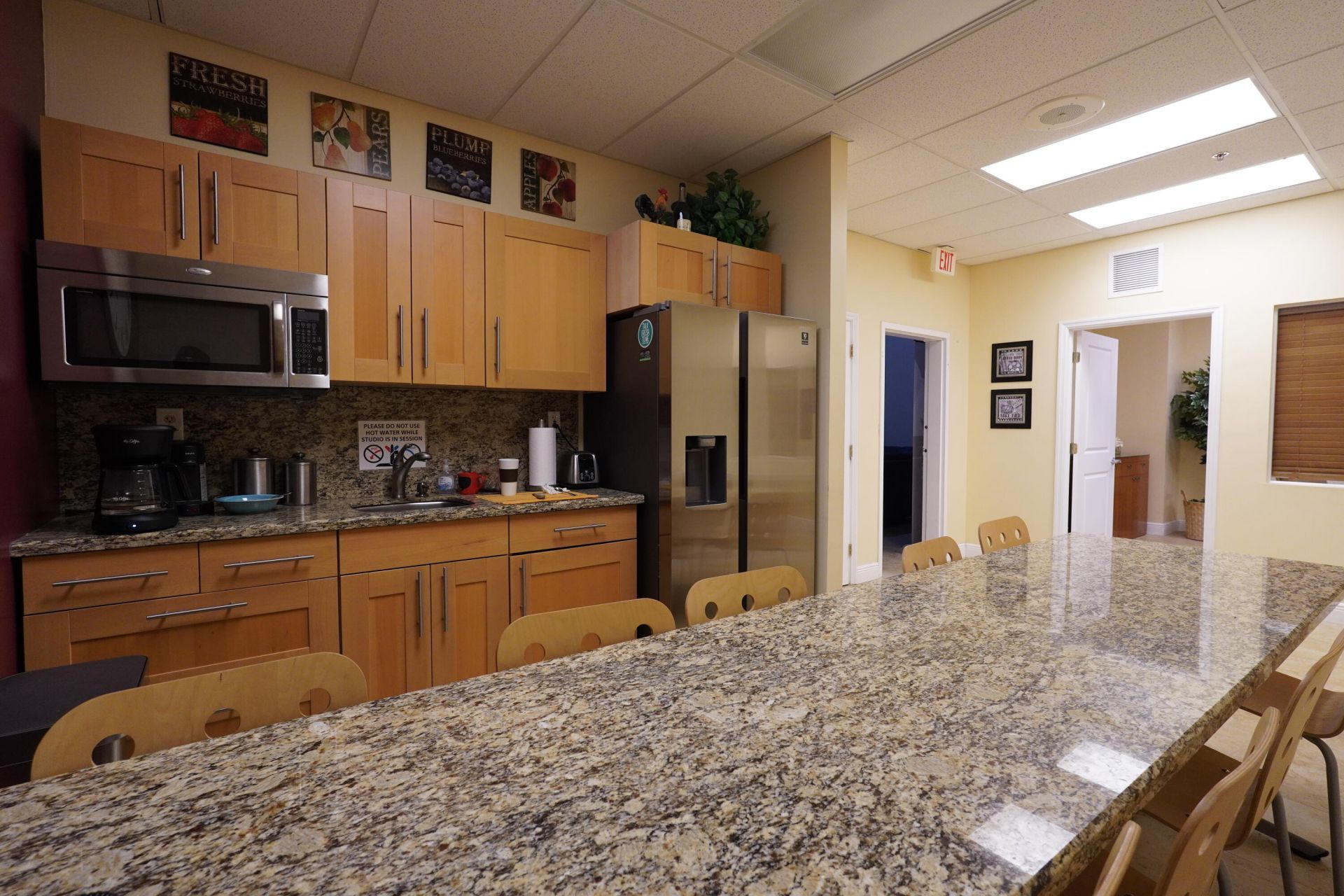 20841 Johnson Street, Unit 111, Pembroke Pines, FL 33029 Photo