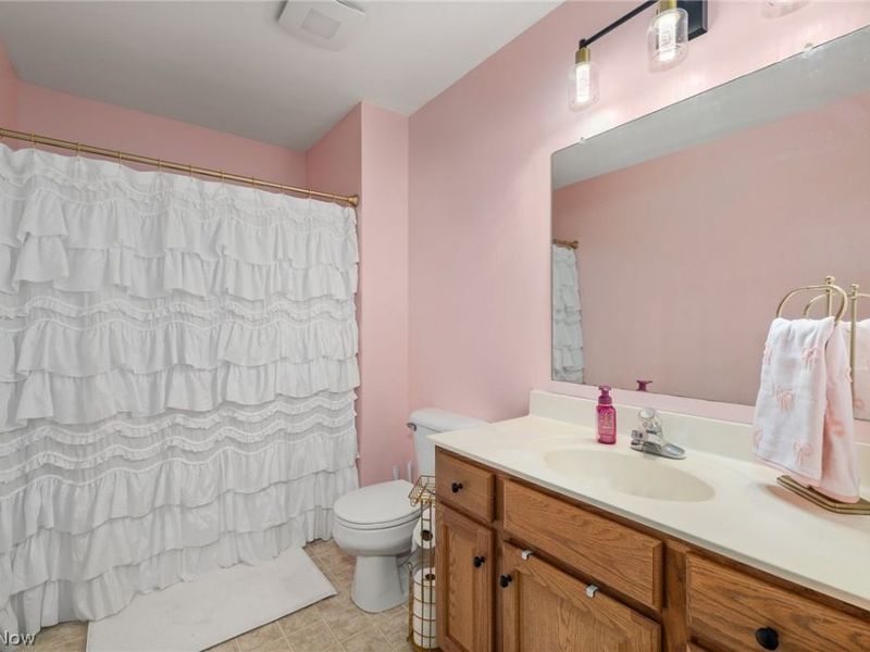 895 Williamsburg Court, Ashland, OH 44805 Photo 35