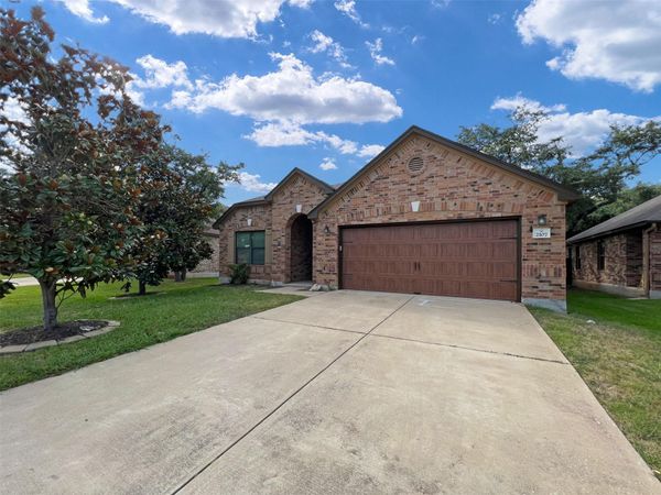 2107 Outpost DR , Cedar Park, TX 78613