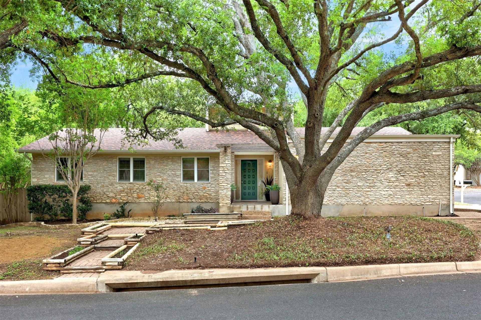 6201 Quail Holw, Austin, TX 78750 Main Photo