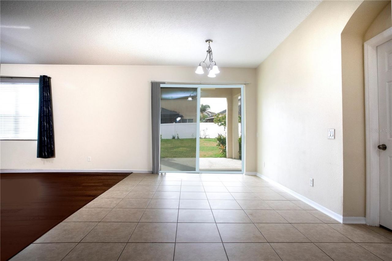 1319 Rowantree Drive , Dover, FL 33527 Photo