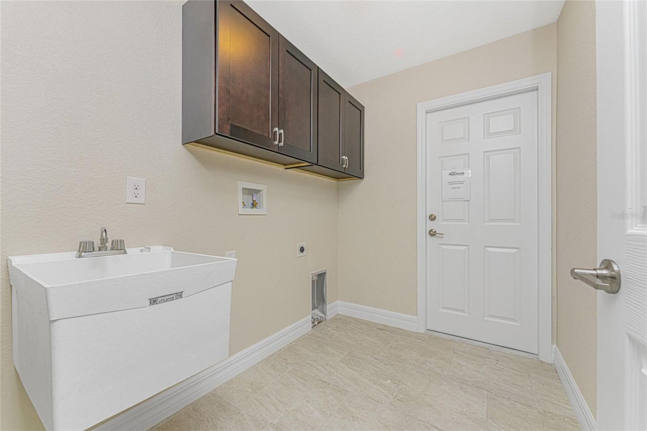 4727 Sweden Avenue, North Port, FL 34288 Photo