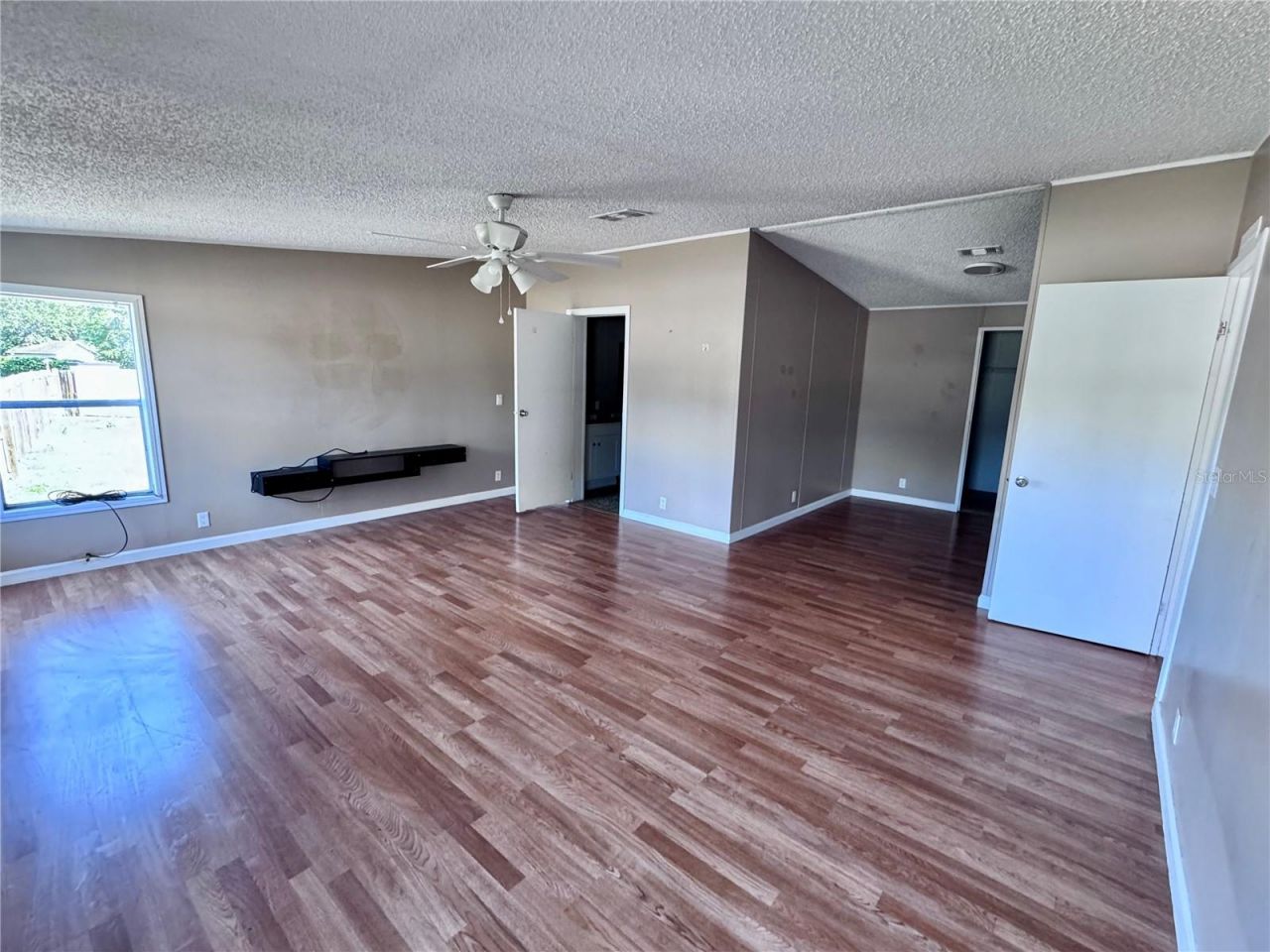 4300 Meadow Ridge Avenue , Mulberry, FL 33860 Photo