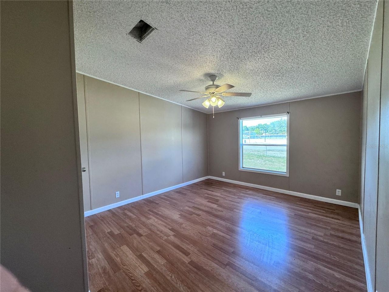 4300 Meadow Ridge Avenue , Mulberry, FL 33860 Photo