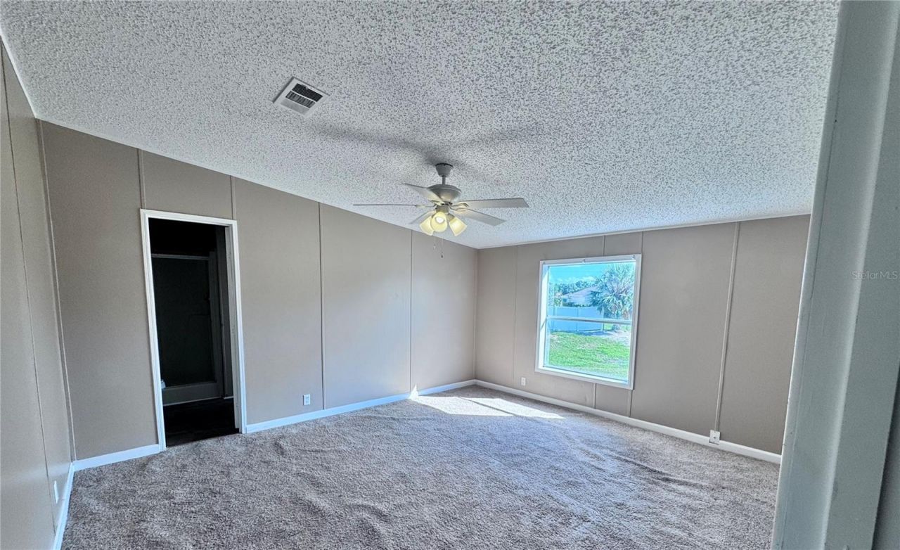 4300 Meadow Ridge Avenue , Mulberry, FL 33860 Photo