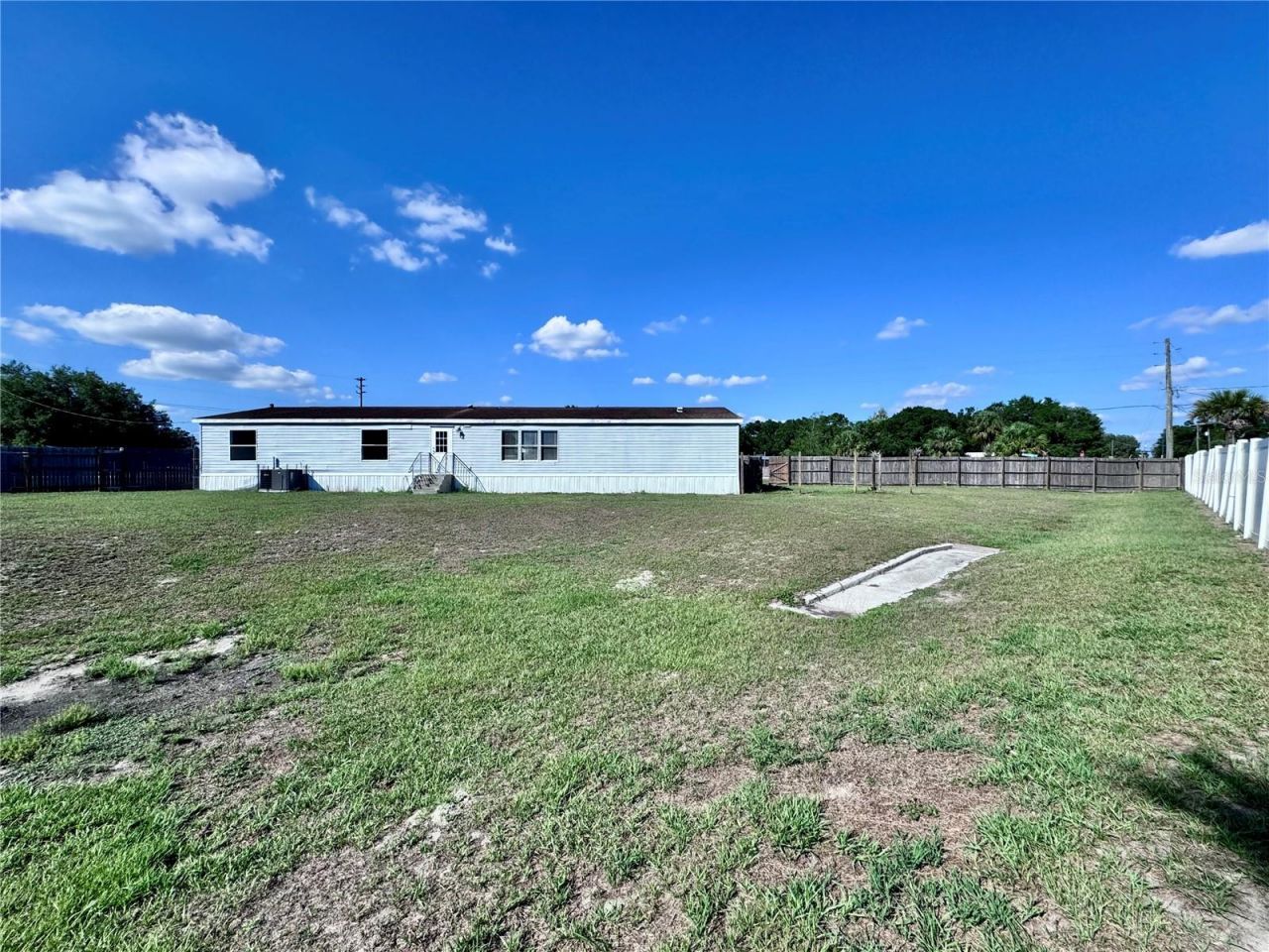 4300 Meadow Ridge Avenue , Mulberry, FL 33860 Photo