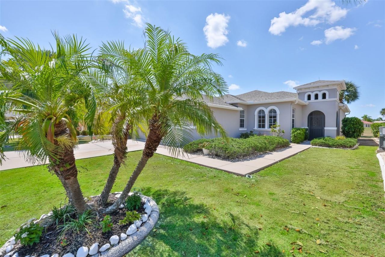 448 Noble Faire Drive , Sun City Center, FL 33573 Main Photo
