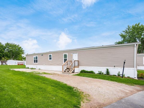 8565 Smith-Calhoun Road , Unit 38, Plain City, OH 43064