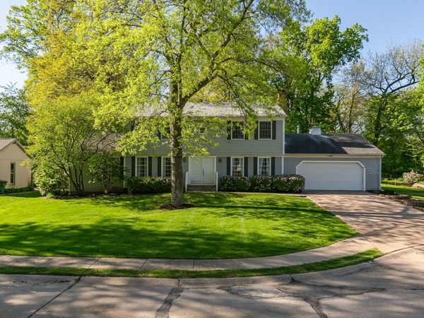 1230 38th Avenue Court , Rock Island, IL 61201