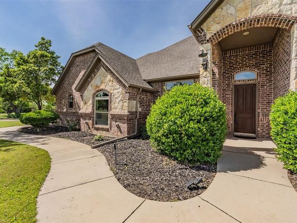 170 Paradise Canyon Circle, Paradise, TX 76073