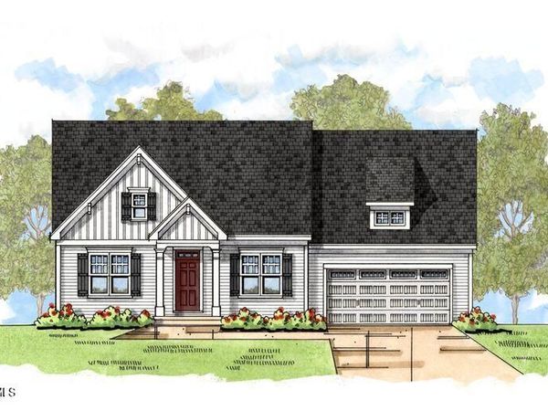 136 Wistmans Way, Saratoga Springs, NY 12866