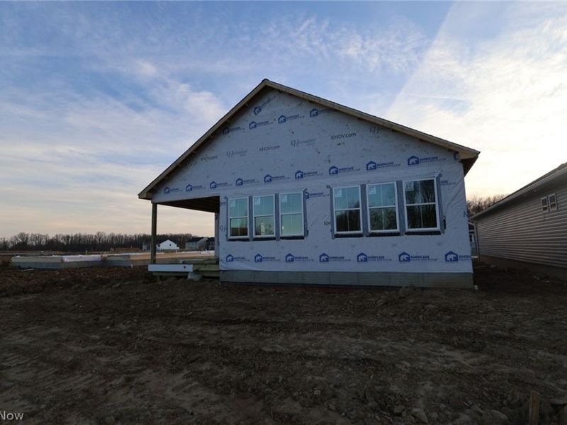 2433 Merriment Drive, Elyria, OH 44035 Photo 8