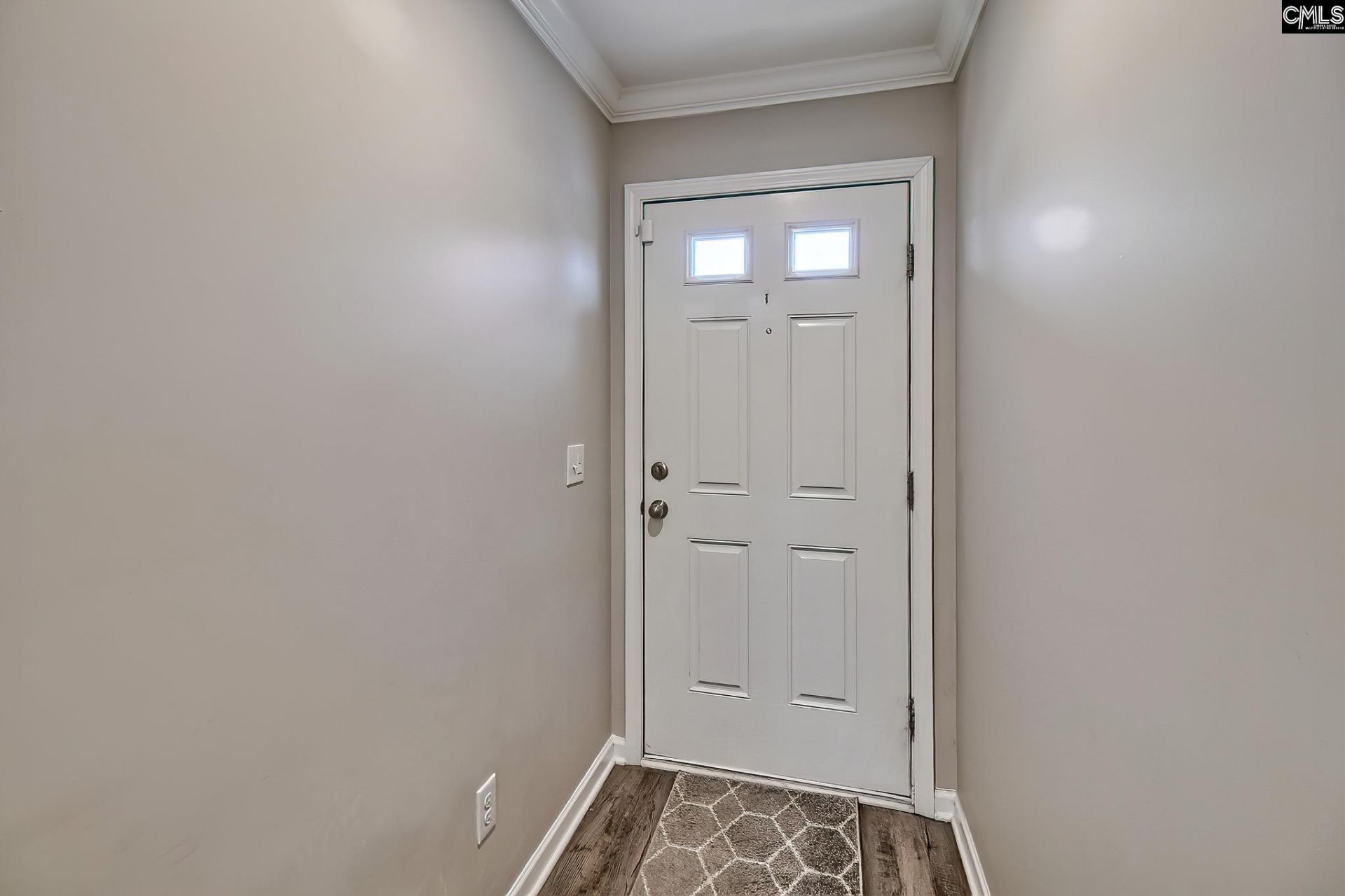 87 Texas Black Way  Photo 5