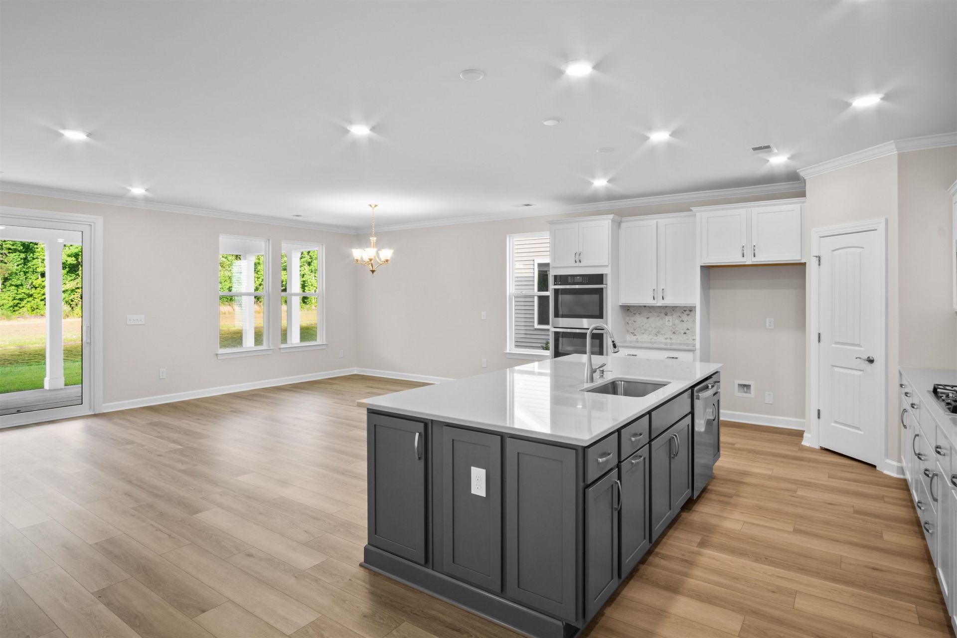 199 Broughton Dr. Photo 6