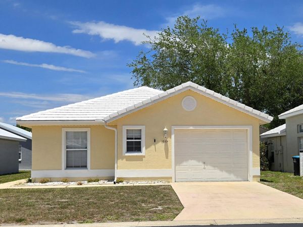 1977 Myrtle Court NE, Palm Bay, FL 32905