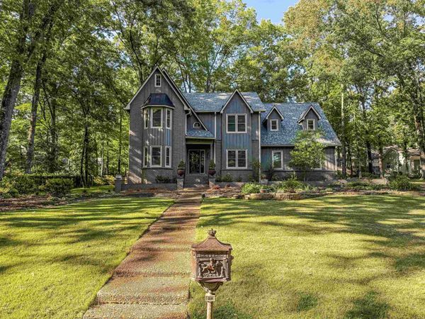 832 S TREE DR, Collierville, TN 38017