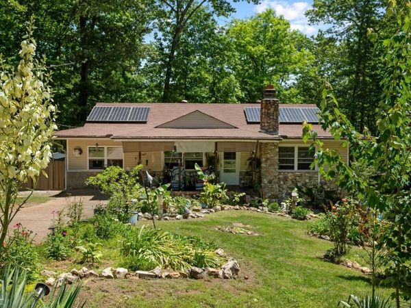 17 Iroquois Circle, Cherokee Village, AR 72529