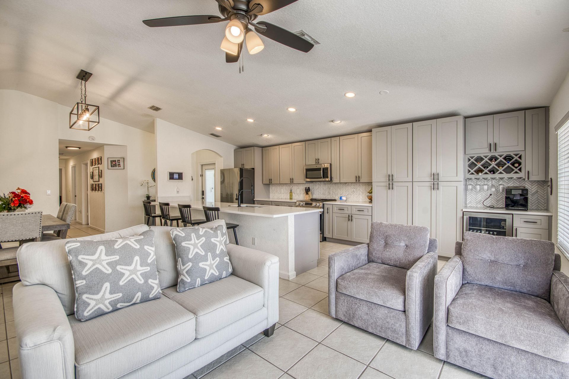 6036 Azalea Circle, West Palm Beach, FL 33415 Photo