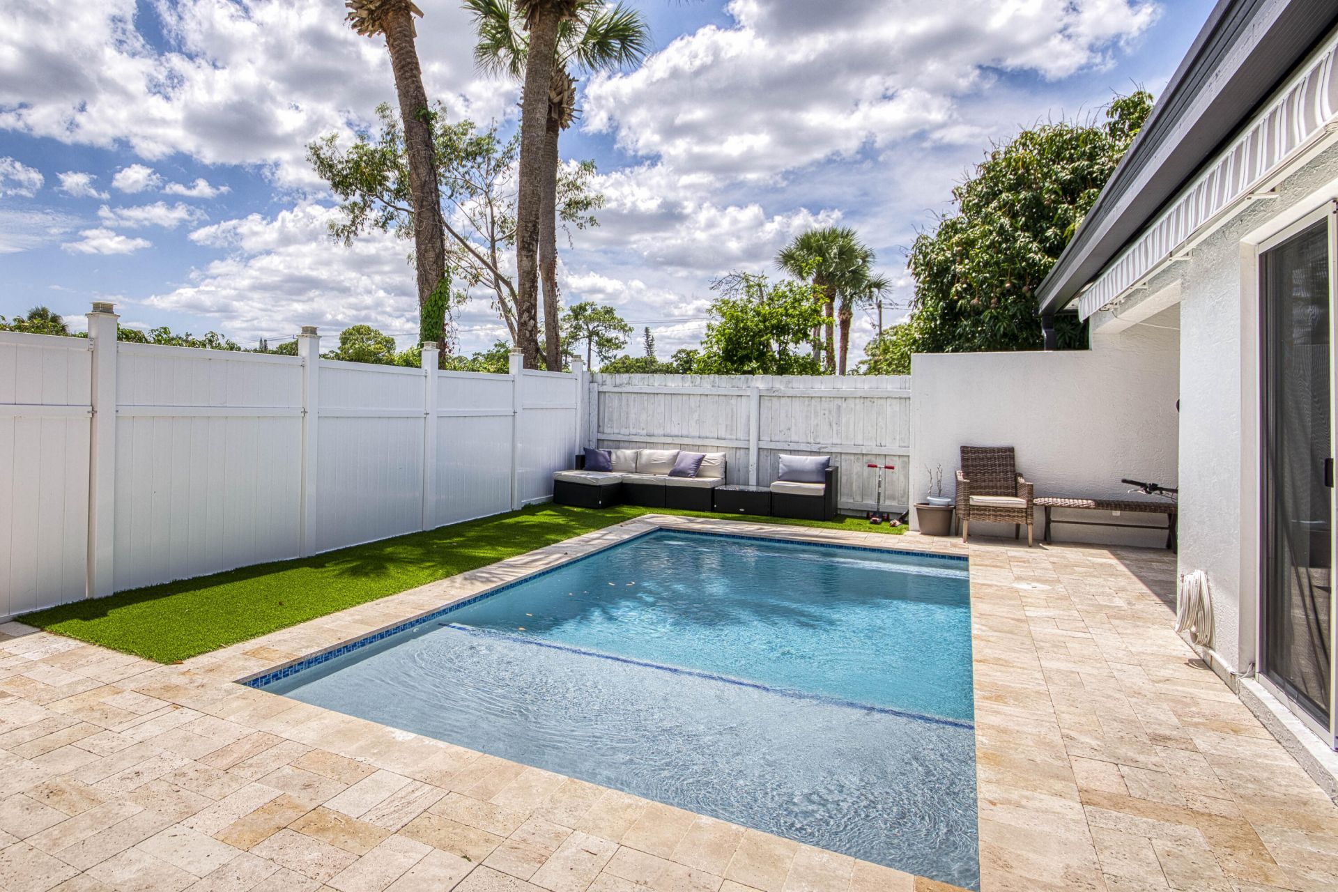 6036 Azalea Circle, West Palm Beach, FL 33415 Photo