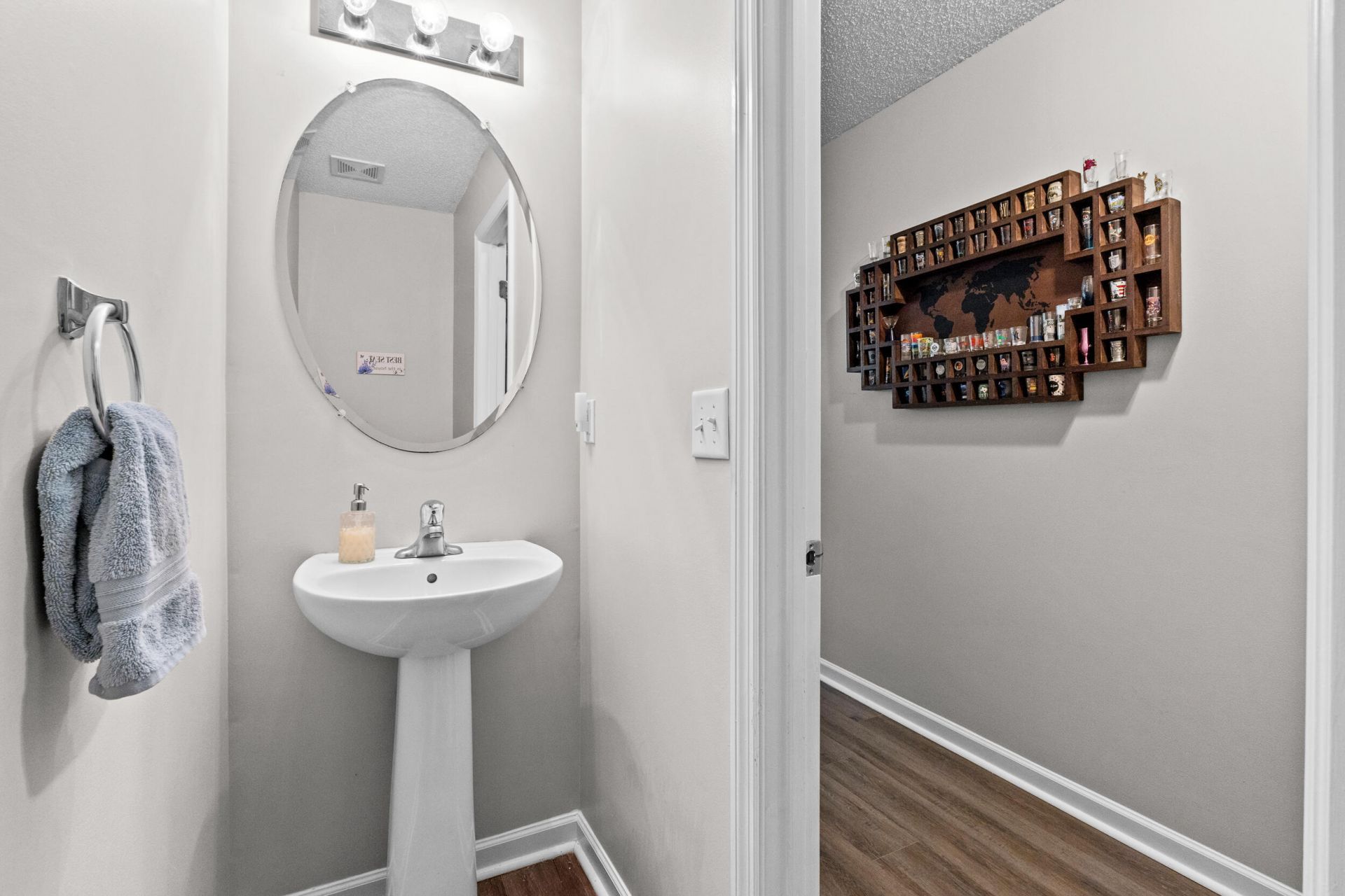 106 Madison Court Photo 13